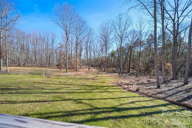 2586 Lee Lawing Road, Lincolnton, NC 28092