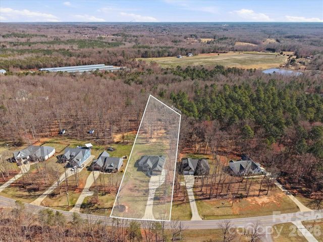 2586 Lee Lawing Road, Lincolnton, NC 28092