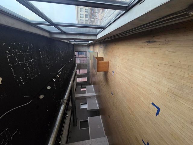 1514 5th Avenue 301, Moline, IL 61265