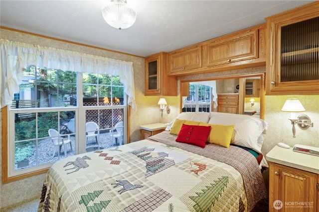 112 2 Pioneer Circle, Deming, WA 98244