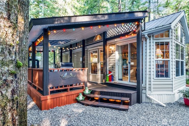 112 2 Pioneer Circle, Deming, WA 98244