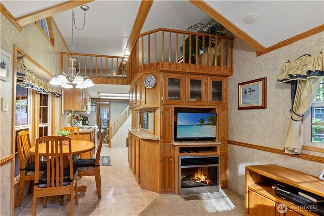 112 2 Pioneer Circle, Deming, WA 98244