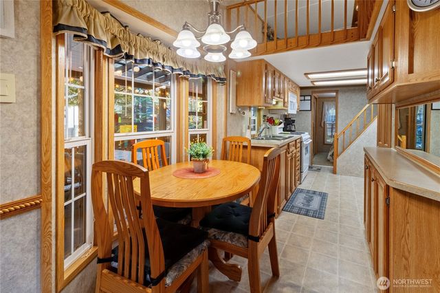 112 2 Pioneer Circle, Deming, WA 98244