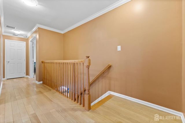 28 Walden Court, Old Bridge, NJ 08857