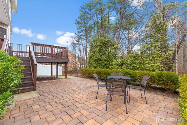 28 Walden Court, Old Bridge, NJ 08857