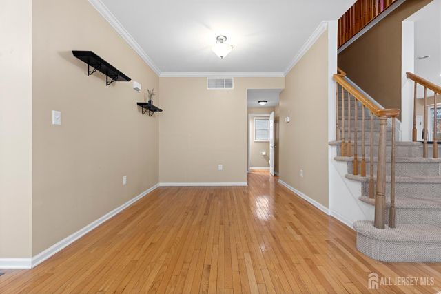 28 Walden Court, Old Bridge, NJ 08857