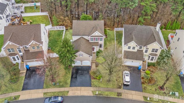 28 Walden Court, Old Bridge, NJ 08857