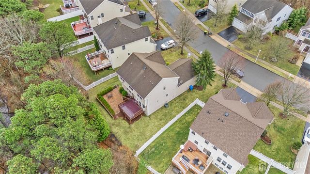 28 Walden Court, Old Bridge, NJ 08857