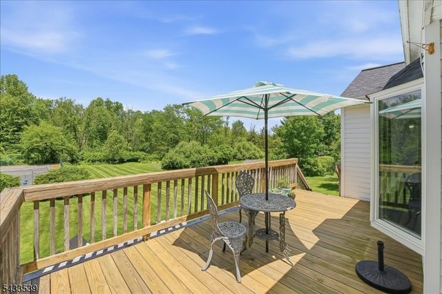 15 Mile Dr, Chester Twp., NJ 07930