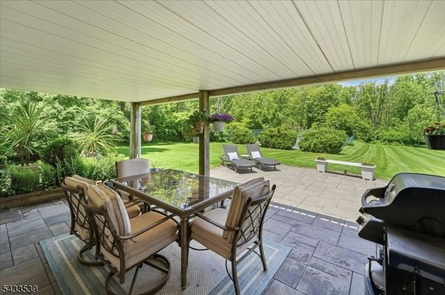 15 Mile Dr, Chester Twp., NJ 07930
