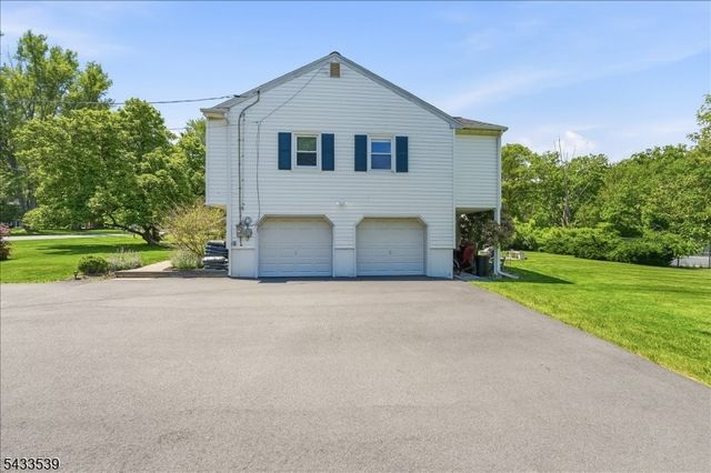 15 Mile Dr, Chester Twp., NJ 07930