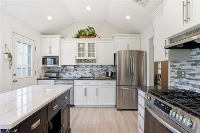 15 Mile Dr, Chester Twp., NJ 07930