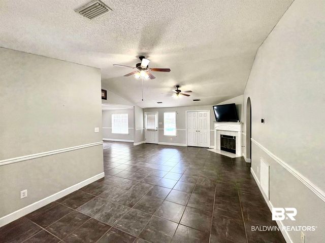 7201 N Ashmoor Drive, Mobile, AL 36695