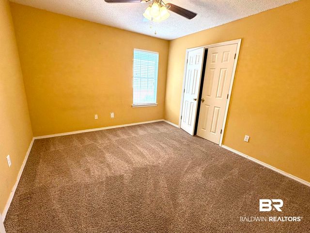 7201 N Ashmoor Drive, Mobile, AL 36695