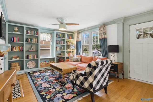 1217 Mccullough Avenue NE, Huntsville, AL 35801