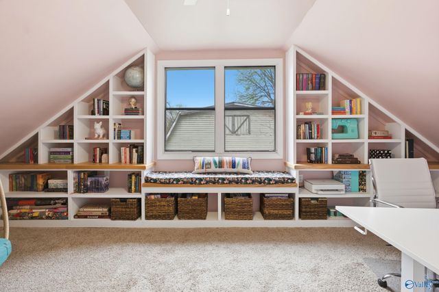 1217 Mccullough Avenue NE, Huntsville, AL 35801