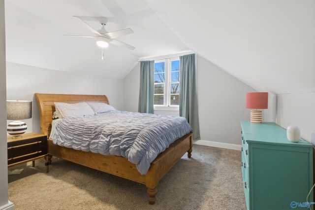 1217 Mccullough Avenue NE, Huntsville, AL 35801