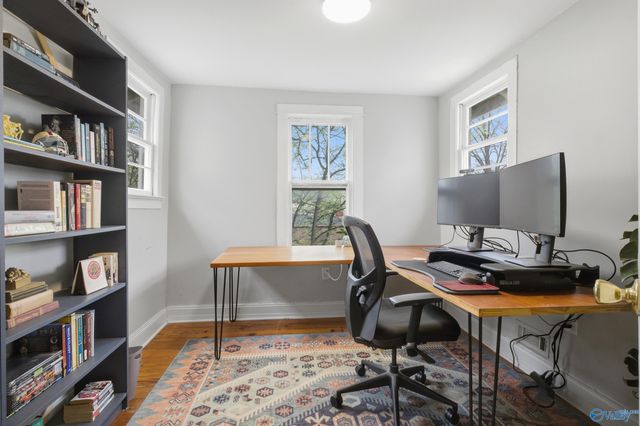 1217 Mccullough Avenue NE, Huntsville, AL 35801