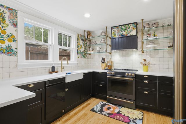 1217 Mccullough Avenue NE, Huntsville, AL 35801