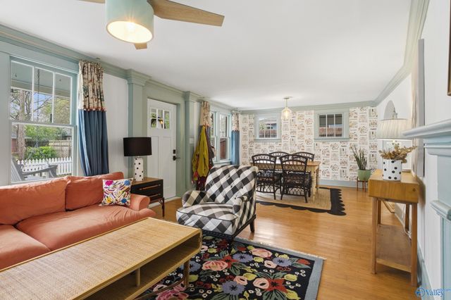 1217 Mccullough Avenue NE, Huntsville, AL 35801