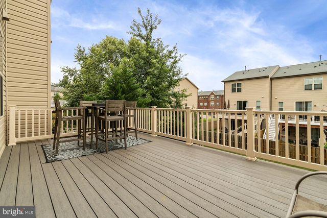 6654 BARTRAMS FOREST LN, Haymarket, VA 20169