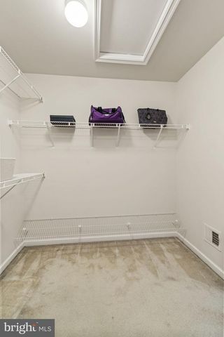 6654 BARTRAMS FOREST LN, Haymarket, VA 20169