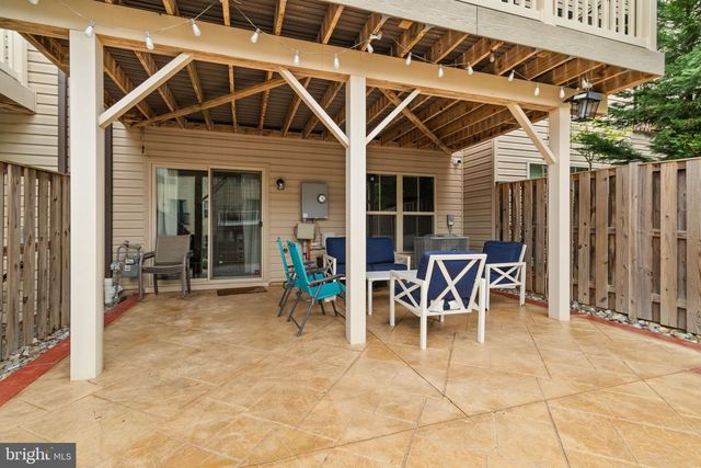 6654 BARTRAMS FOREST LN, Haymarket, VA 20169