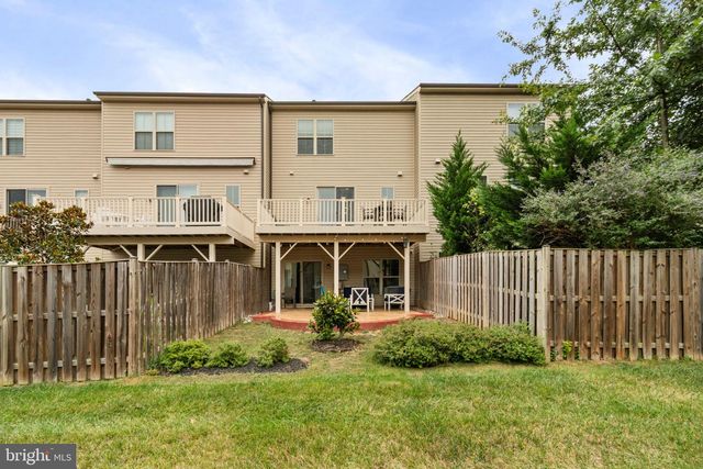 6654 BARTRAMS FOREST LN, Haymarket, VA 20169