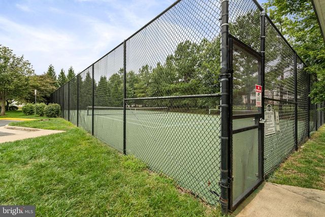 6654 BARTRAMS FOREST LN, Haymarket, VA 20169