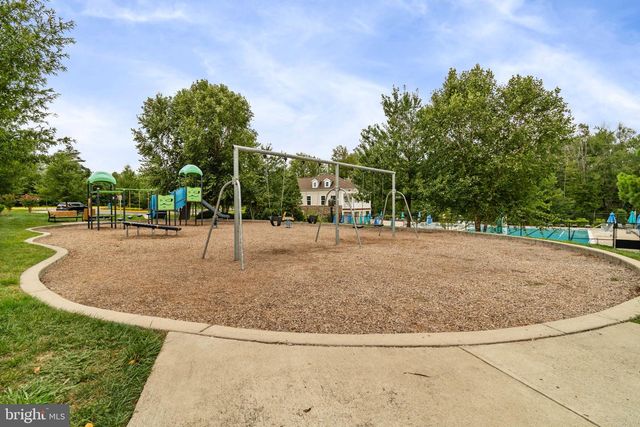 6654 BARTRAMS FOREST LN, Haymarket, VA 20169