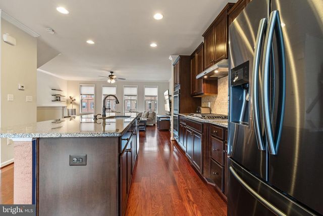 6654 BARTRAMS FOREST LN, Haymarket, VA 20169