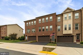 6654 BARTRAMS FOREST LN, Haymarket, VA 20169