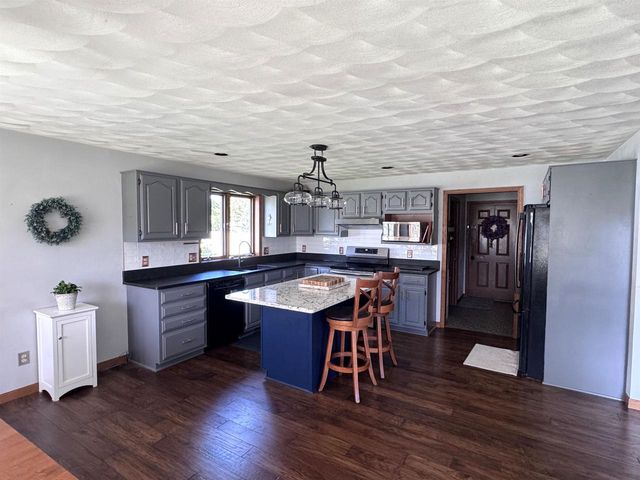W2311 VALLEYWOOD LANE, Appleton, WI 54915