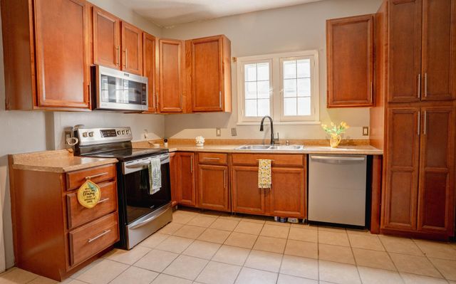 1423 Penn Avenue N, Minneapolis, MN 55411