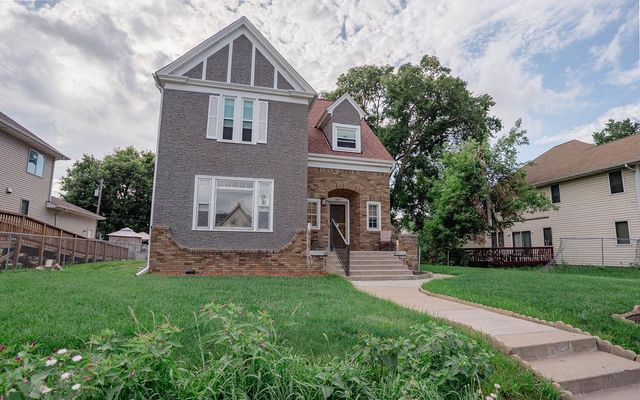 1423 Penn Avenue N, Minneapolis, MN 55411