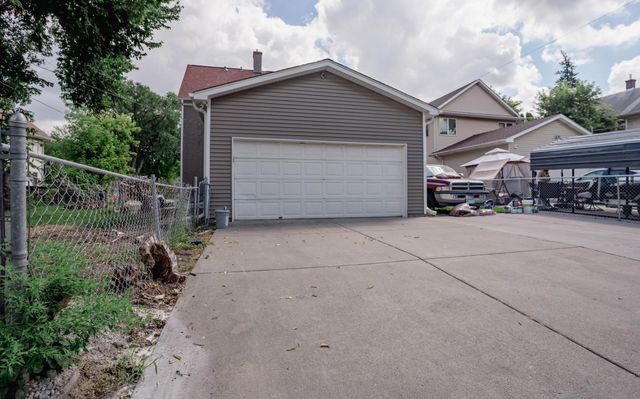 1423 Penn Avenue N, Minneapolis, MN 55411