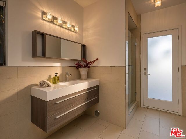 11955 Pinnacle Place, Beverly Hills, CA 90210