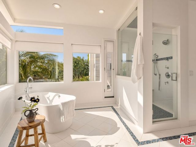 11955 Pinnacle Place, Beverly Hills, CA 90210