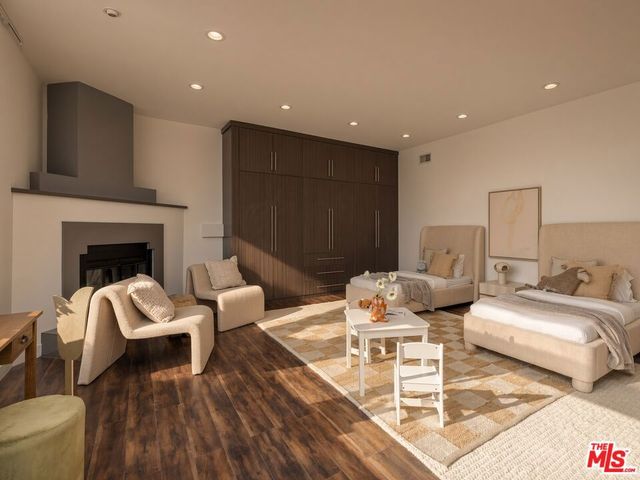 11955 Pinnacle Place, Beverly Hills, CA 90210
