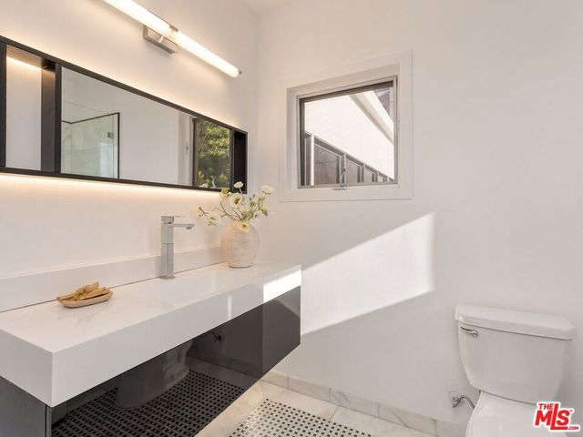 11955 Pinnacle Place, Beverly Hills, CA 90210