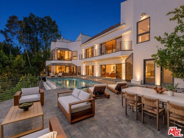 11955 Pinnacle Place, Beverly Hills, CA 90210