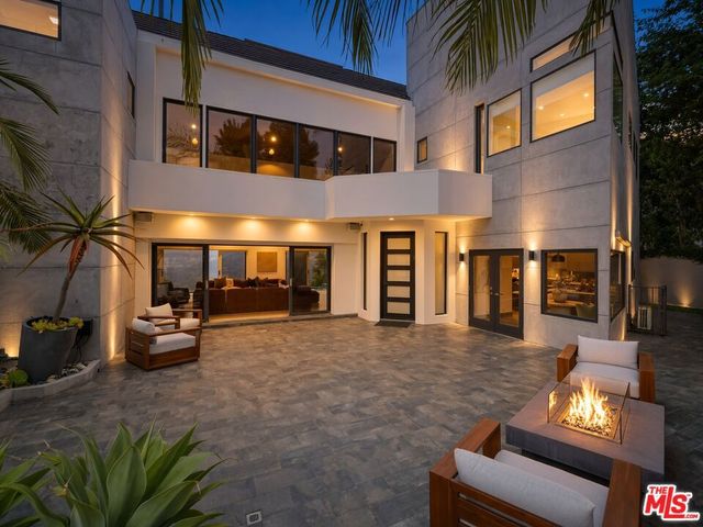 11955 Pinnacle Place, Beverly Hills, CA 90210