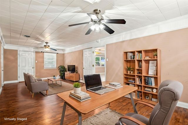 2507 N Shannon Street, Sherman, TX 75092