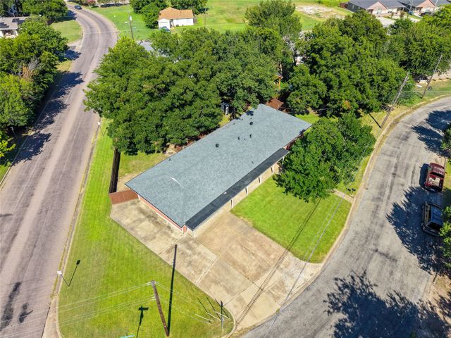 2507 N Shannon Street, Sherman, TX 75092
