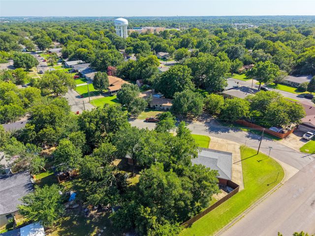 2507 N Shannon Street, Sherman, TX 75092
