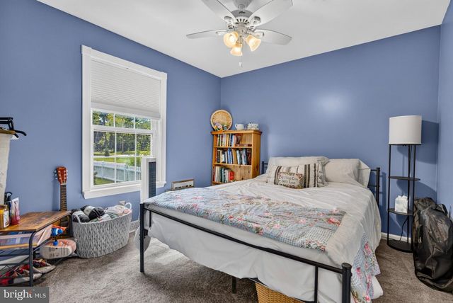 1236 MAGNOLIA RD, Vineland, NJ 08361