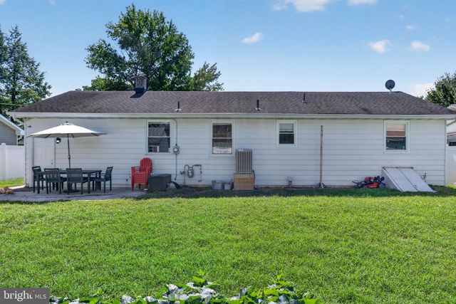 1236 MAGNOLIA RD, Vineland, NJ 08361