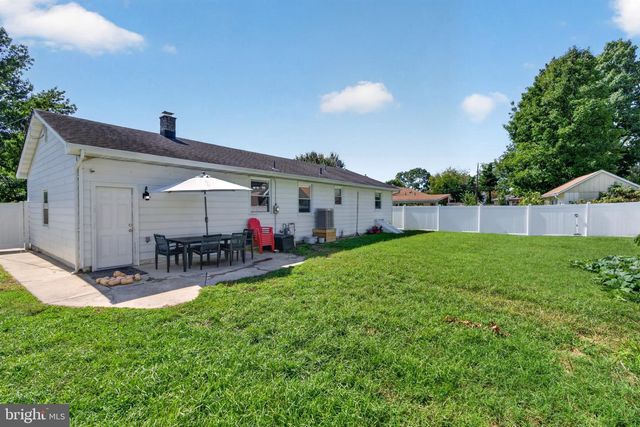1236 MAGNOLIA RD, Vineland, NJ 08361