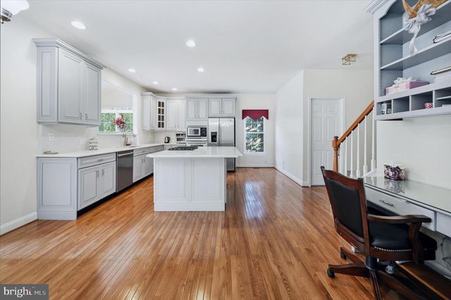 17 WATERTON DR, Bear, DE 19701