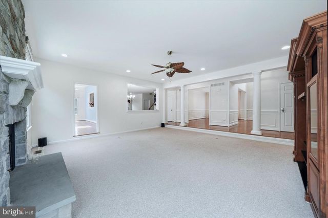 17 WATERTON DR, Bear, DE 19701